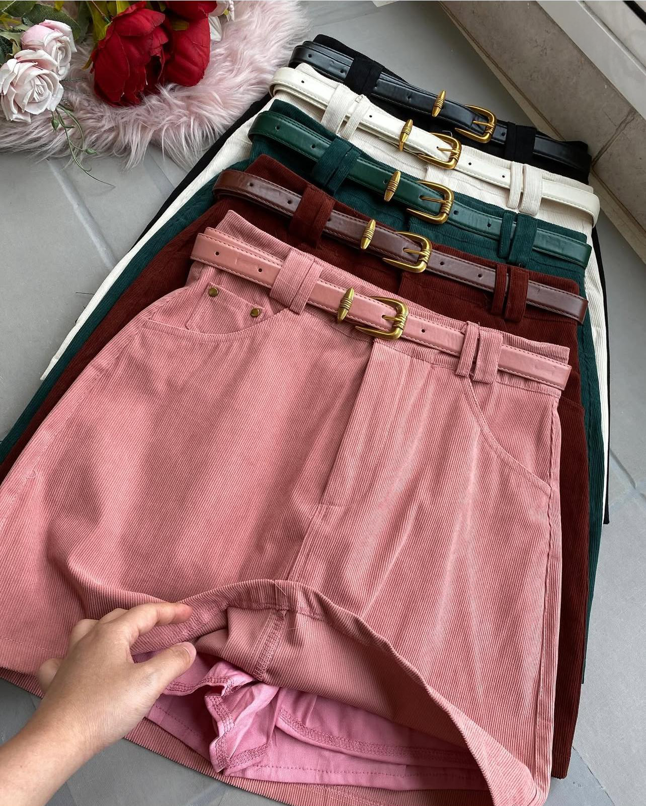 Short pollera con cinto