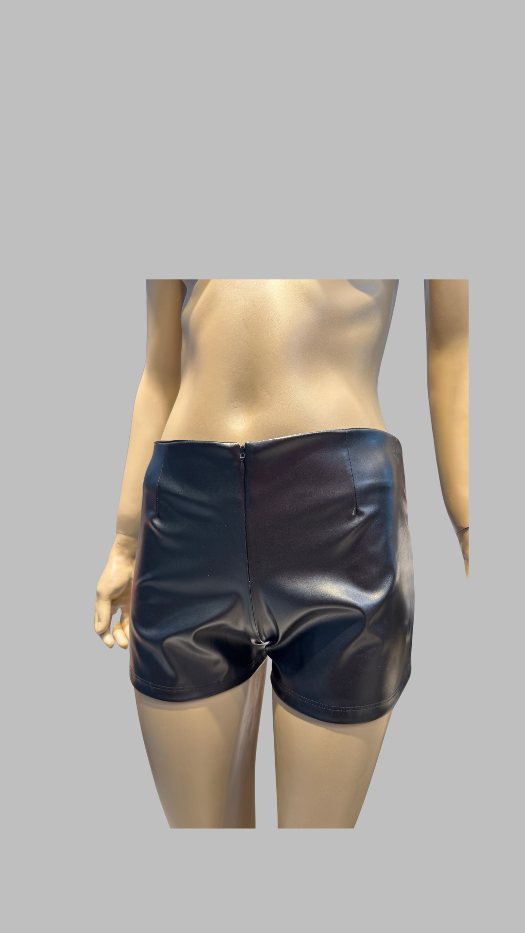 Short liso tiro bajo