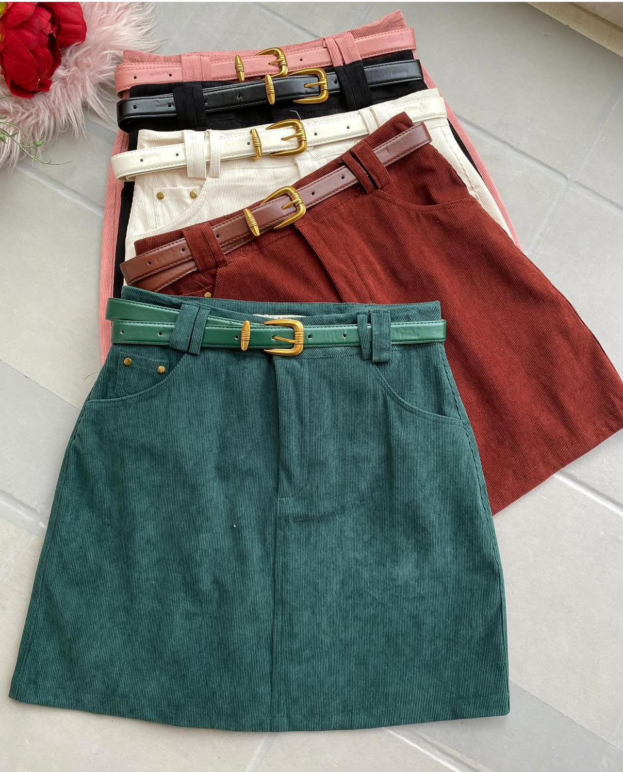 Short pollera con cinto