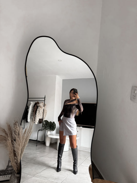Short pollera sastrero